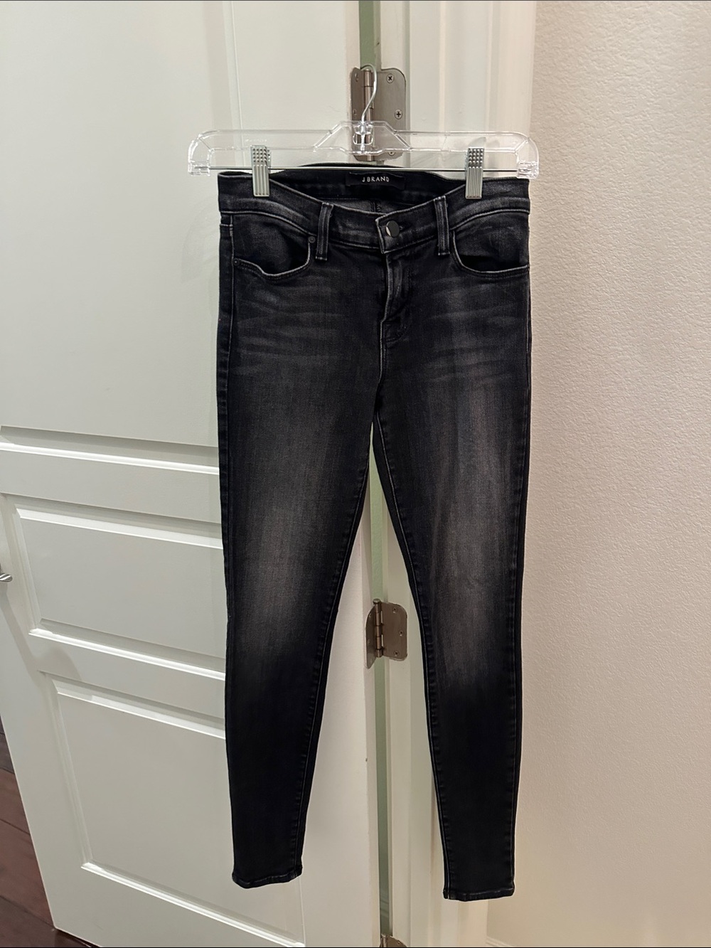 J Brand Women's Skinny Jeans in Black Wash